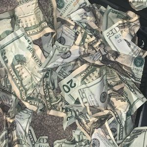 Meet your Posher, Adama